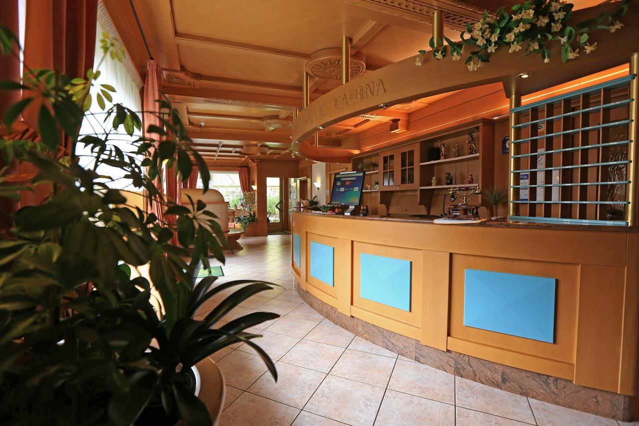 Hotel Ladina Campitello di Fassa Ngoại thất bức ảnh